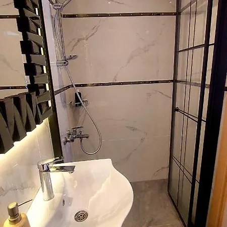 Apartment No 4