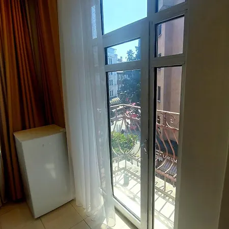 Apartment No 4 *