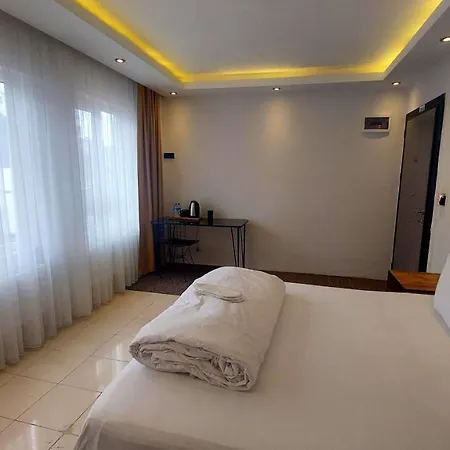 No 4 *