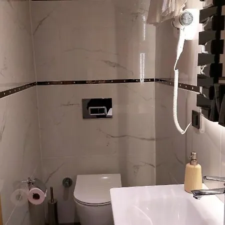 No 4 * Istanbul
